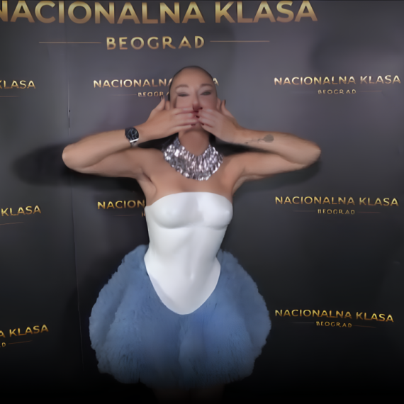 Katarina Živković u EKSTRAVAGANTNOM KORSETU: „Verujem da izgledam sjajno, ali se tako ne osećam, ne dišem!“