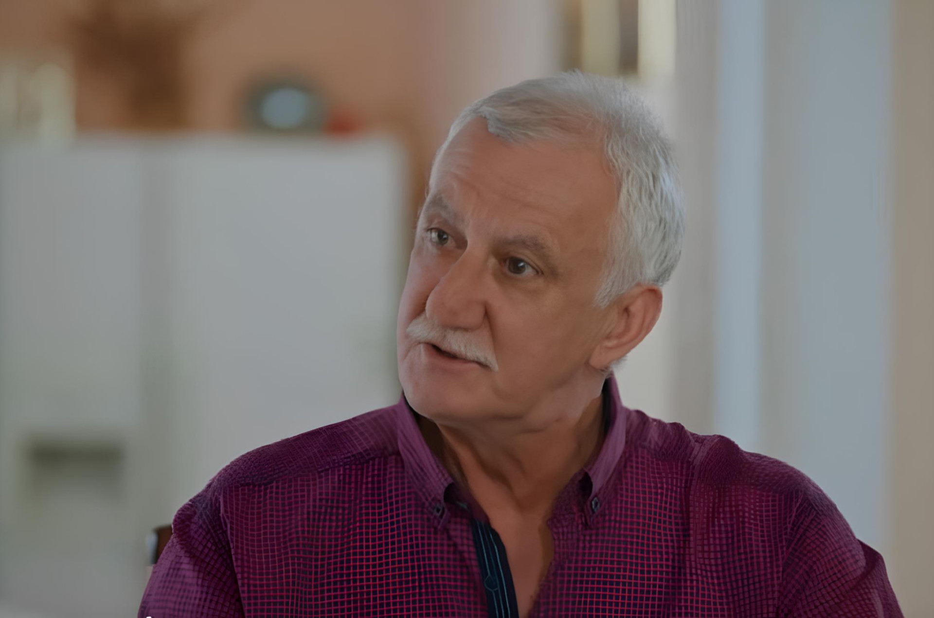 Igra sudbine: Bogatstvo ima cenu - Ponedeljak, 19. oktobar - „E Mido, Mido, vazda li si bio sebičan! Vazda za sebe, nikad za drugoga!“