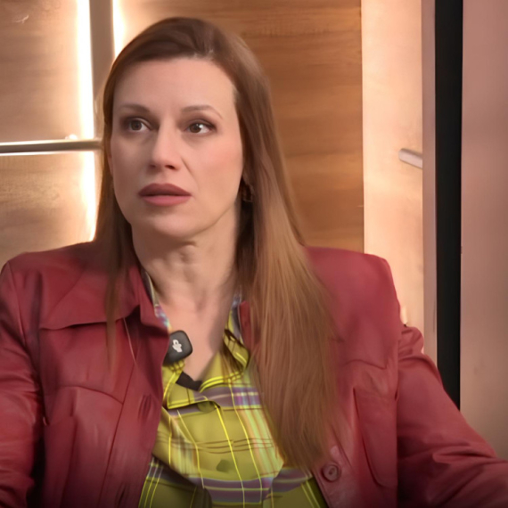 "Mi smo ulazili u kuću jedni drugima bez kucanja" Mina Lazarević se prisetila KAKAV ODNOS je imala sa komšijama (VIDEO)