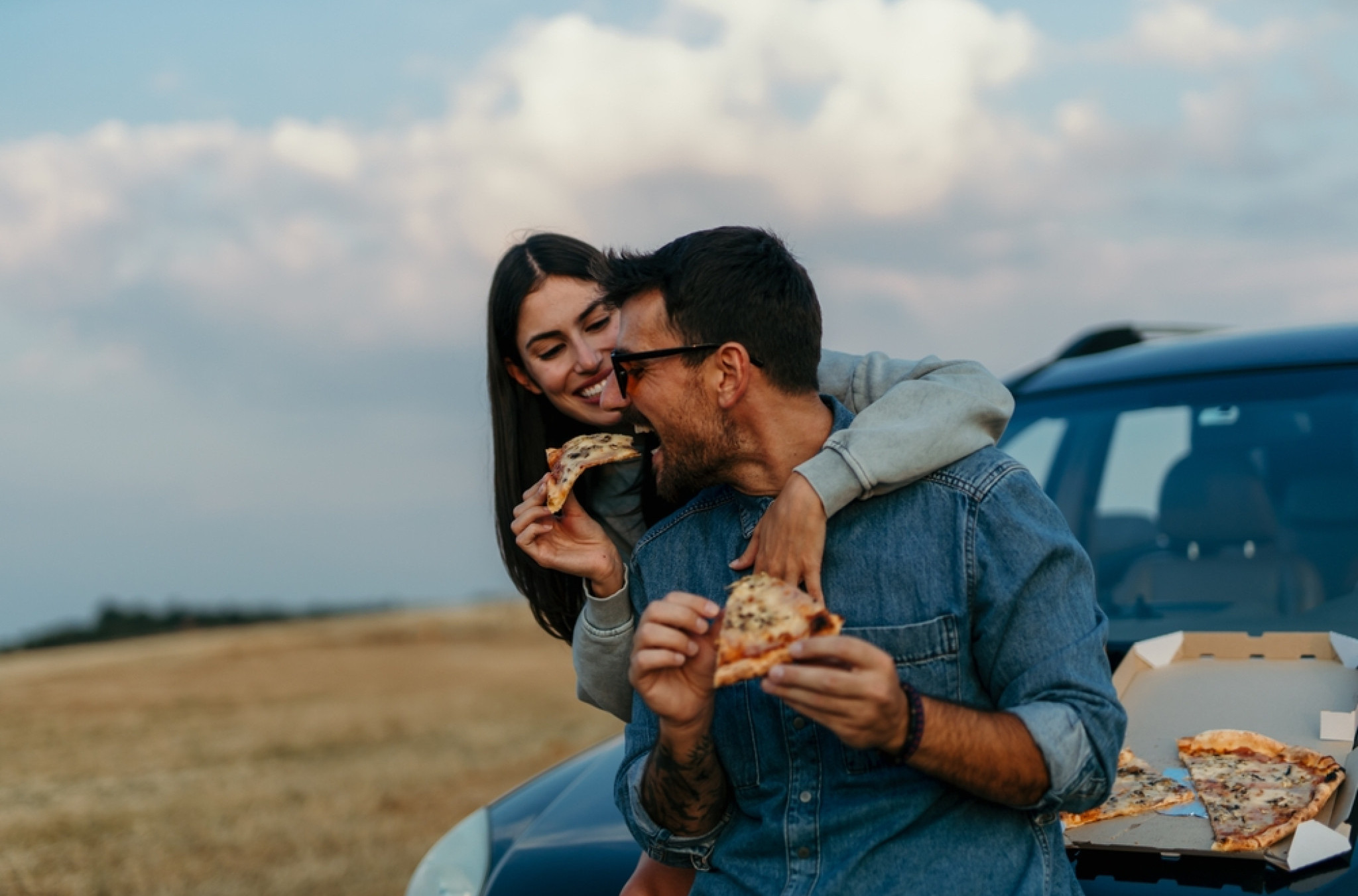 S kim se vaš horoskopski znak najbolje slaže? Astrolozi otkrivaju šta je zaista presudno za ljubav