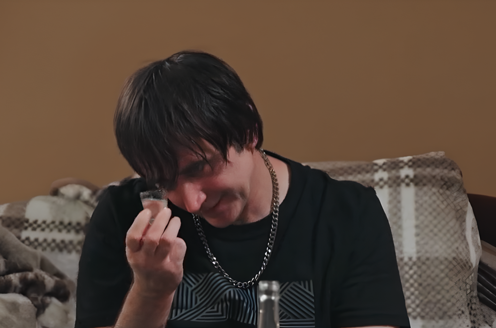 Igra sudbine: Bogatstvo ima cenu - Subota, 24. oktobar - Ledi krv u žilama: "Sad kad smo se pobratimili, biće mi žao da te roknem kada mi jave"...