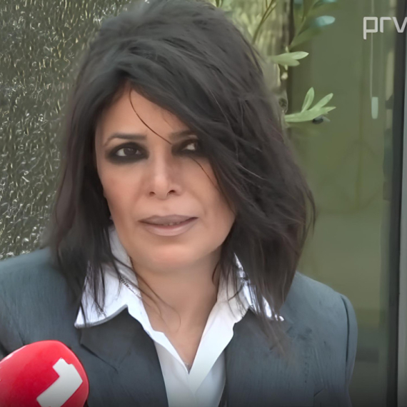 NIJE ALKOHOL! Iznenadiće vas ŠTA Jasmin Levi PIJE PRED KONCERT! "Najbolje je za grlo" (VIDEO)