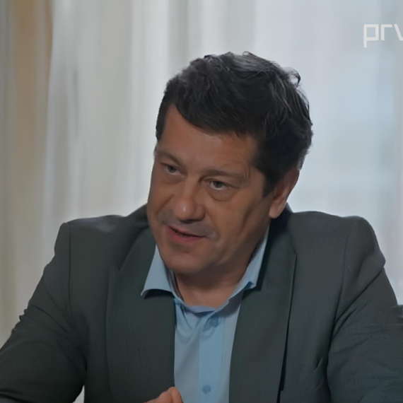 Igra sudbine: Bogatstvo ima cenu - Četvrtak, 29. oktobar - Boris saznaje da Aleksa ima jedan problem – i to vrlo gadan!