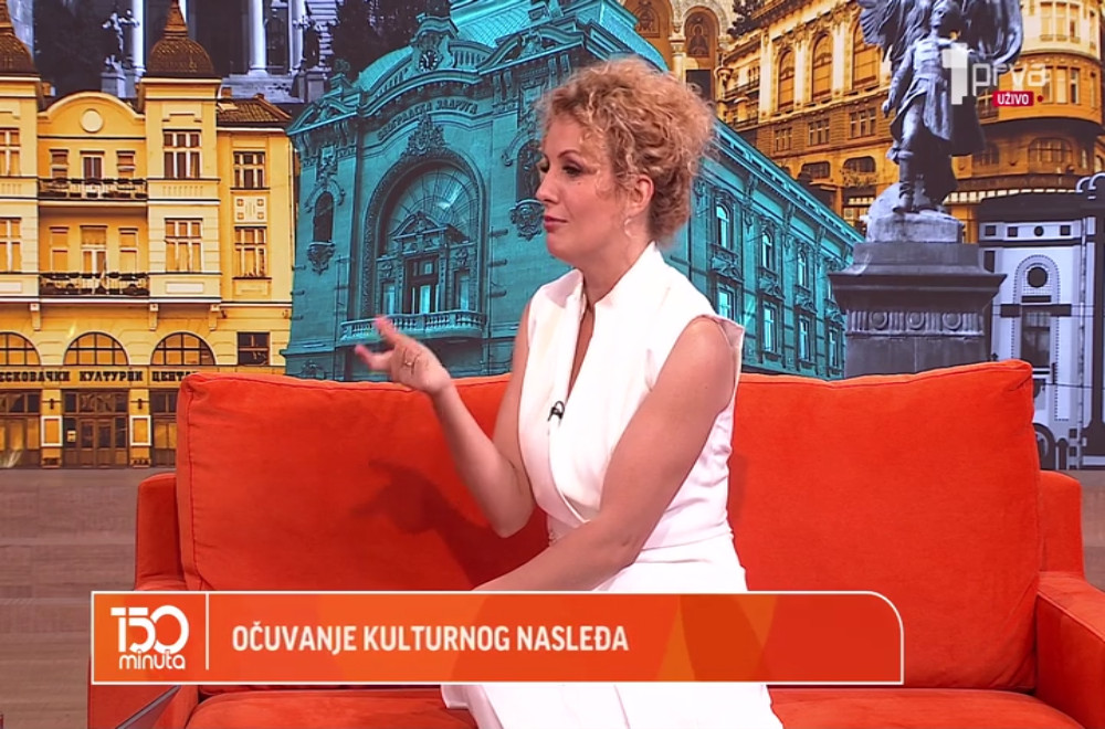 Bojana neguje srpsko i balkansko tradicionalno pevanje!