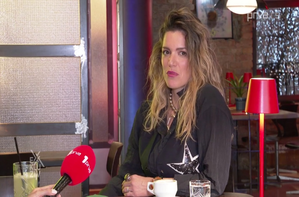 Ženska himna: Zoe Kida predstavila pesmu „Visočanstvo“ uz podršku mnogobrojnih poznatih dama