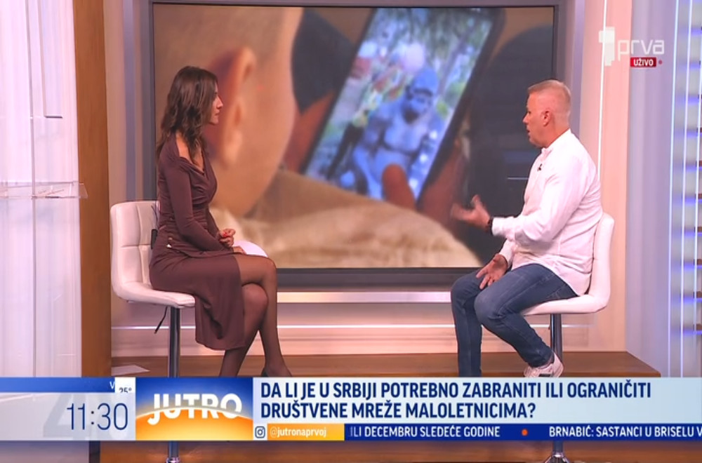 U Francuskoj se predlaže da se deci mlađoj od 15 godina zabrani upotreba društvenih mreža