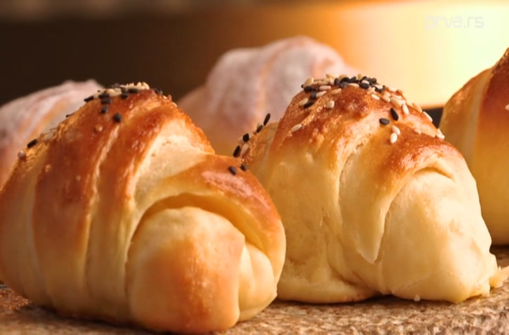 Ljubica probala Jelenine kiflice, pa sa OČIMA PUNIM SUZA priznala: Uhvatila me emocija…