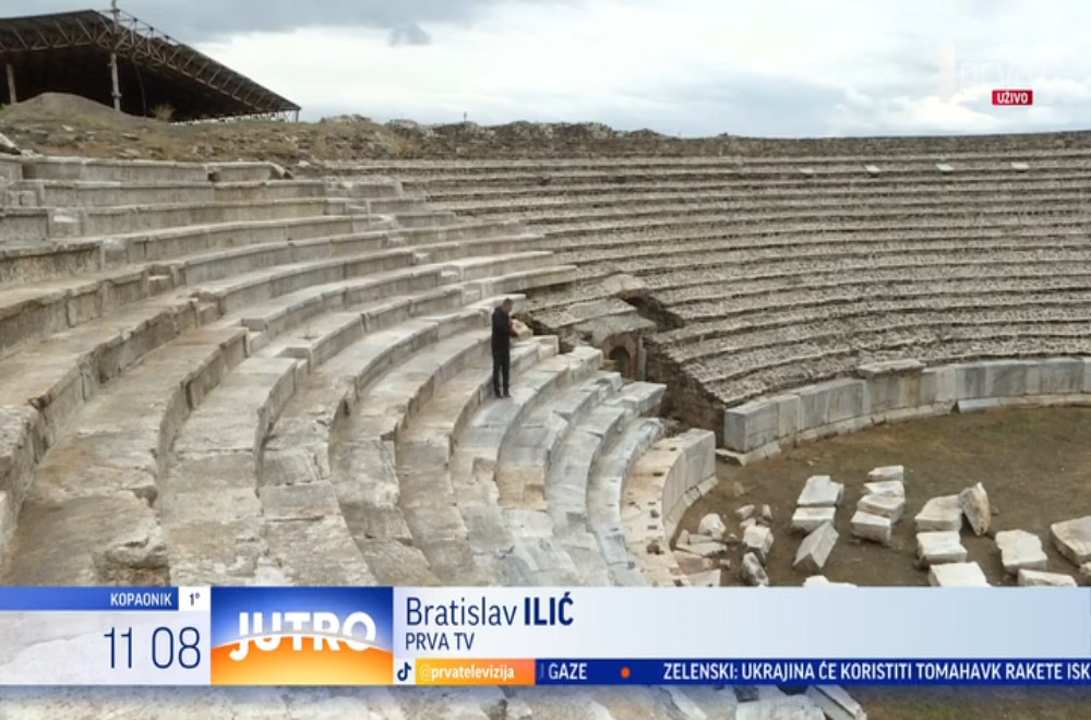 Bata Ilić vodi nas na „Obično, neobično mesto“