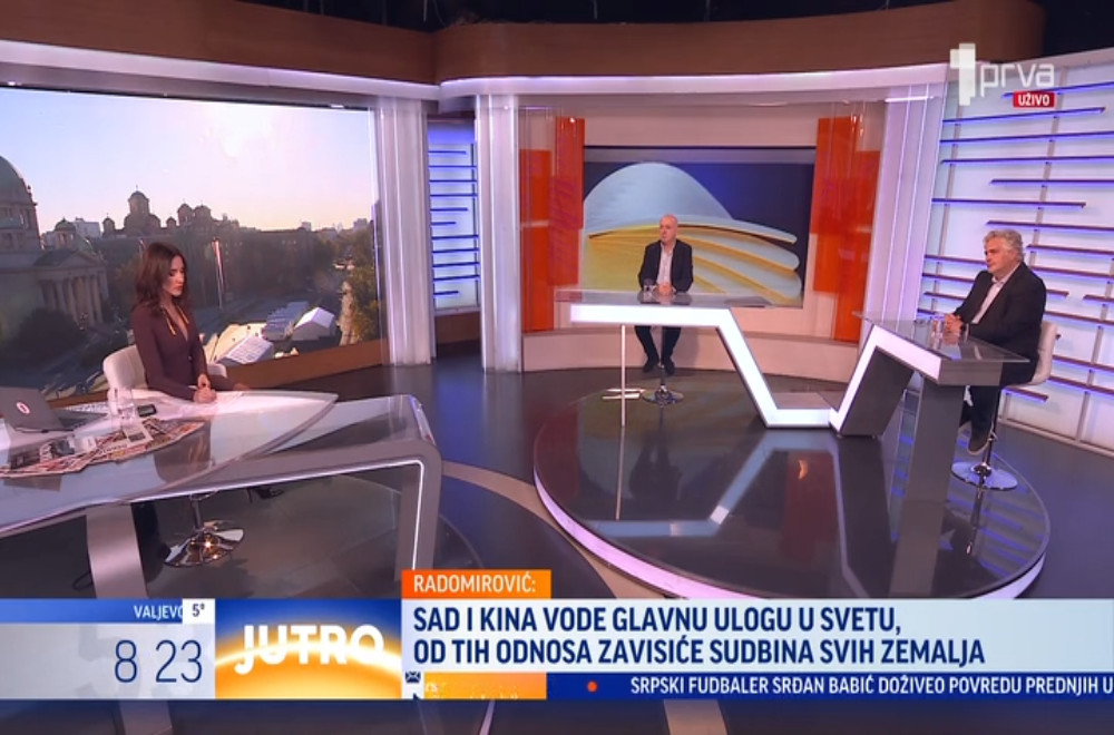 Prelistavanje štampe sa Vladimirom Radomirovićem i Vladimirom Gajićem