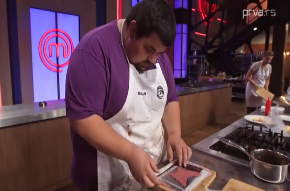 „Puklo, puklo... Puk’o mi je i treći, brate, i četvrti...“