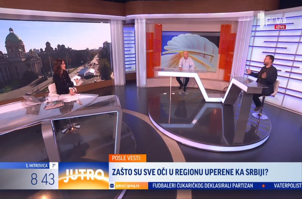 Prelistavanje štampe sa Čedomirom Antićem i Vladimirom Radomirovićem