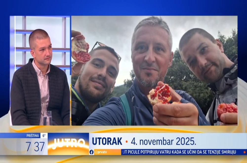 Pripadnici MUP-a koji su za „decu leptire“ pešačili do Hilandara ostvarili su cilj!