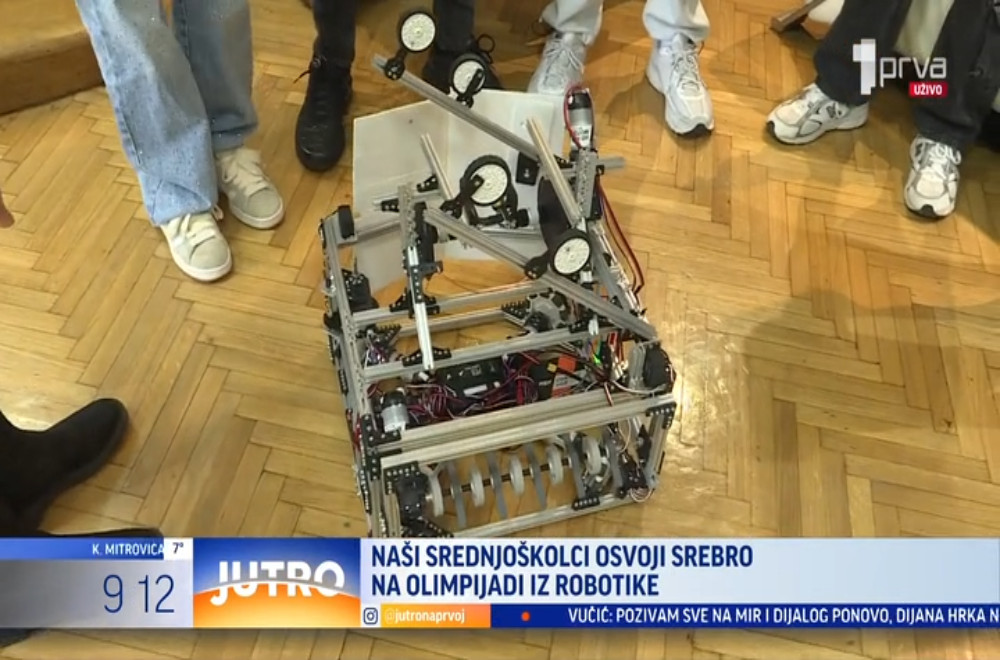 Naši srednjoškolci osvojili srebrnu medalju na Olimpijadi iz robotike