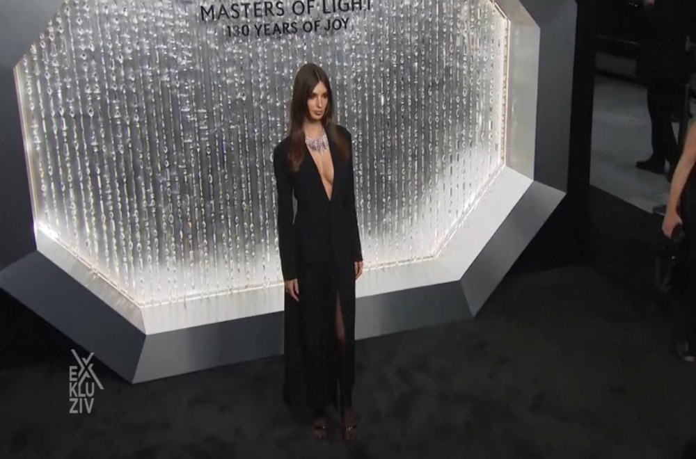 Ko je novi dečko Emili Ratajkovski?