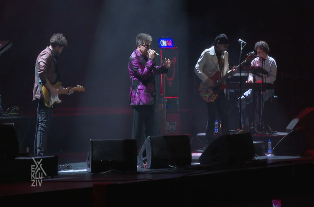 Crvena jabuka u Beogradu!