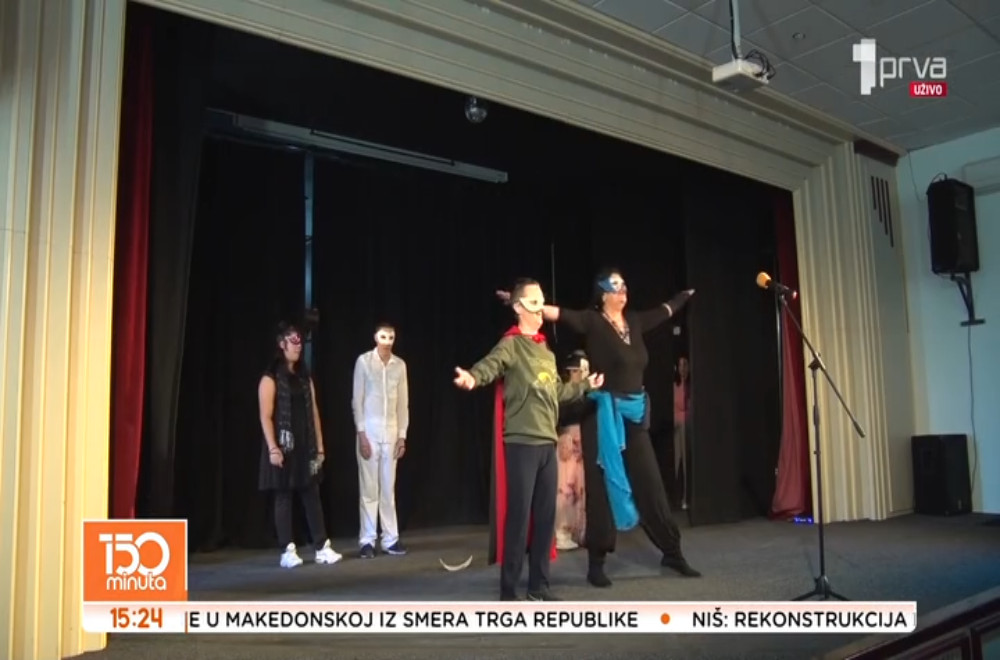 U predstavi „Maske“ igraju osobe sa posebnim potrebama