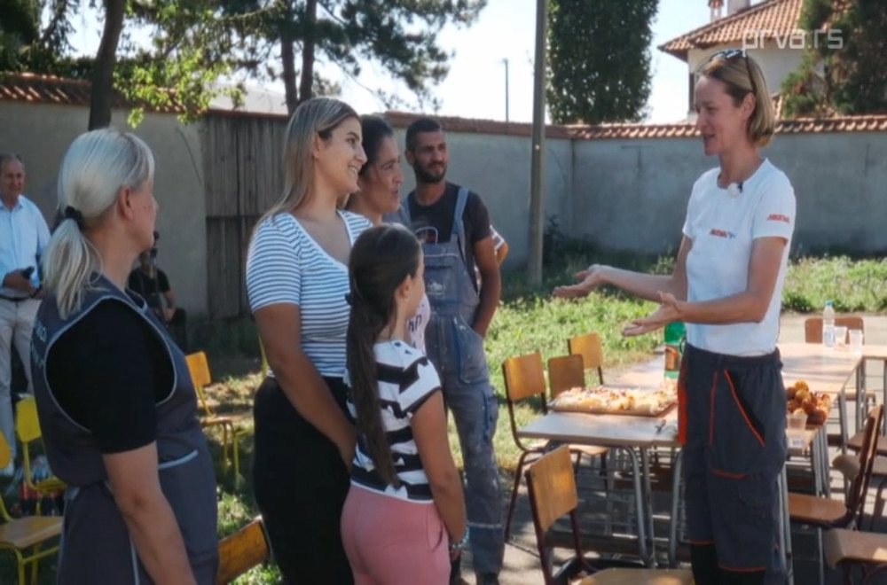 Radna akcija sa Tamarom - 9. sezona, 14. epizoda: Ekipa je ovaj put renovirala jednu seosku školu, u koju će učenici sigurno ići sa još više elana