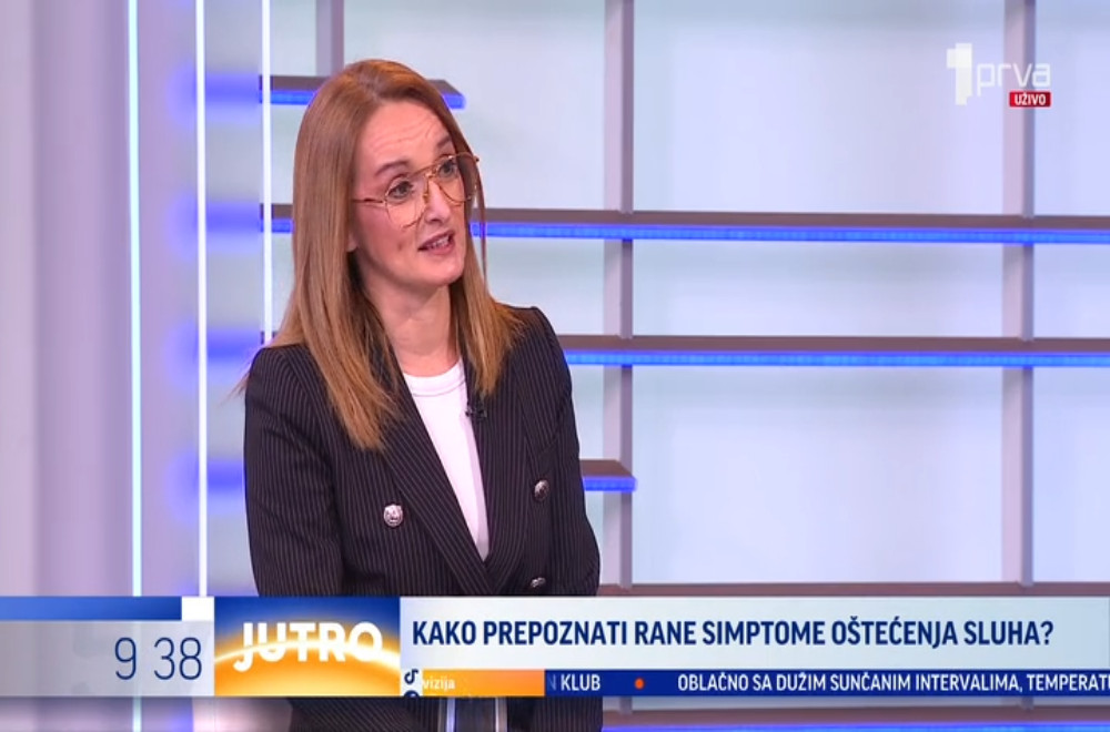 Kako prepoznati rane simptome oštećenja sluha i kako ih rešiti?