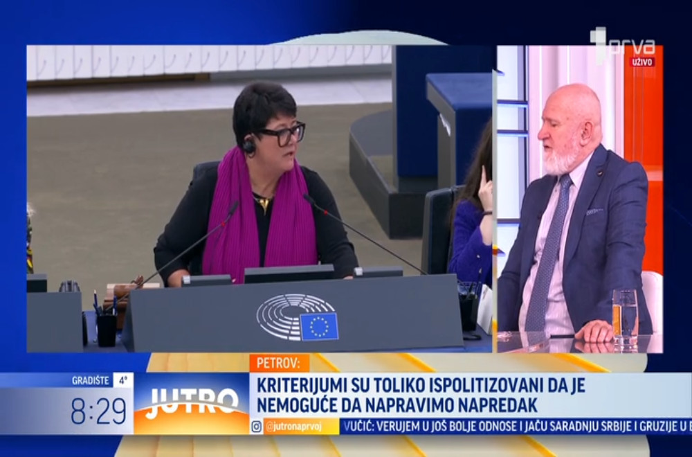 Prelistavanje štampe sa Vladanom Petrovom i Milanom Petričkovićem
