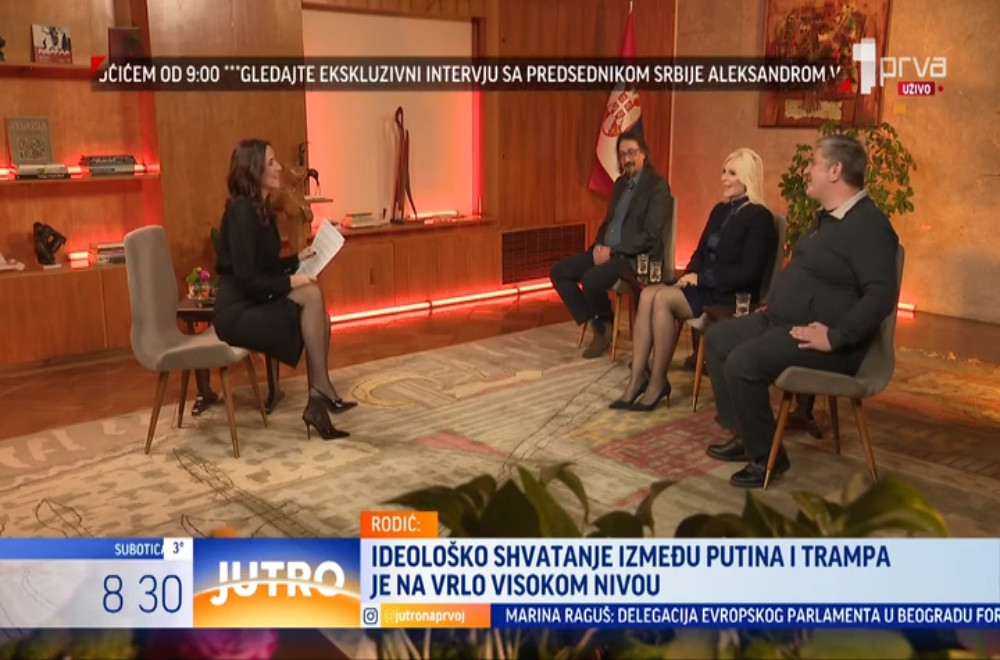 Prelistavanje štampe sa Filipom Rodićem, Nikolom Tomićem i Zoranom Mihajlović