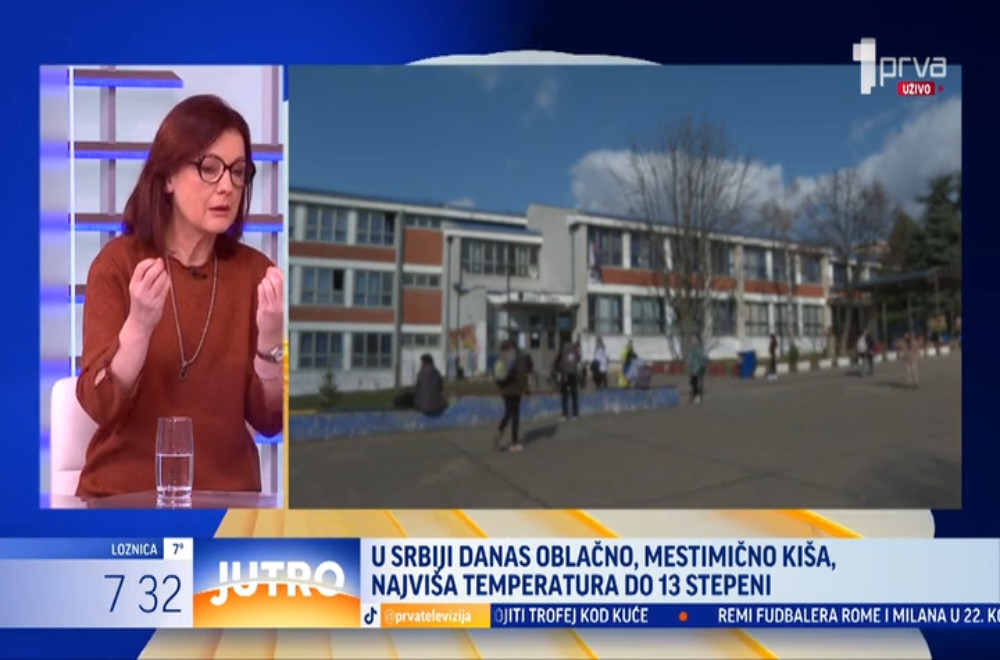 Da li bi trebalo skratiti školske časove sa 45 na 30 minuta?