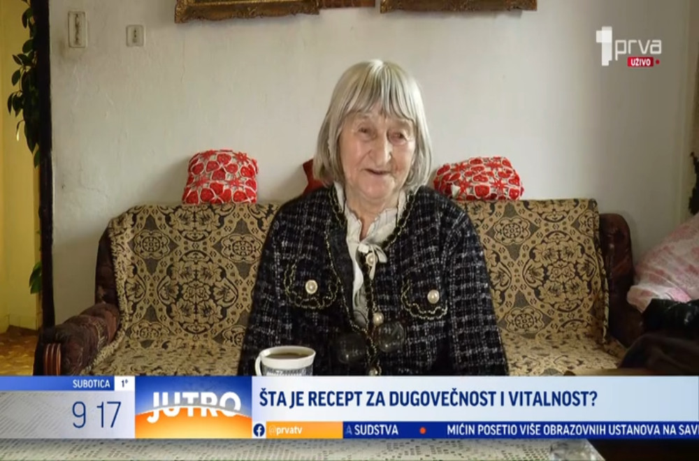 Baka Dara proslavila 90. rođendan, pa zaigrala kolo