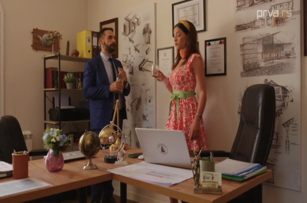 Dadilja sa sela - 21. epizoda: Koga je ujeo pauk?