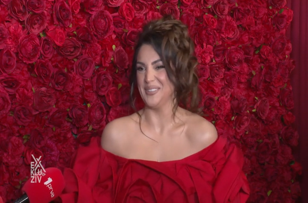 Nadica Ademov objavila novi album!