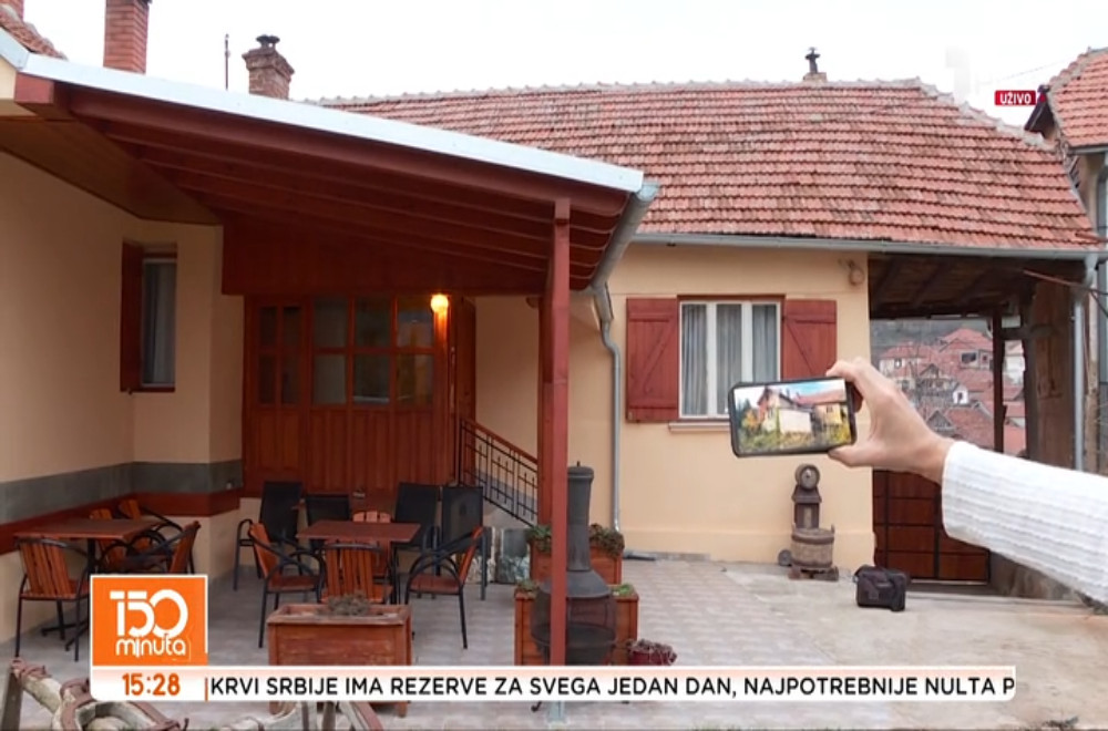 Njegovo domaćinstvo posećuju turisti iz različitih delova sveta