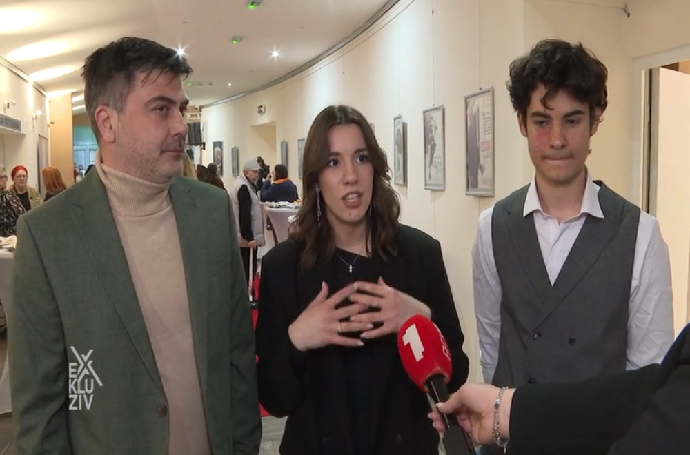 ,,Pesmo moja"- spoj glume i poezije na jednom mestu!