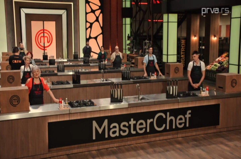 Ispred takmičara se prvi put u 5. sezoni nalaze KUTIJE IZNENAĐENJA