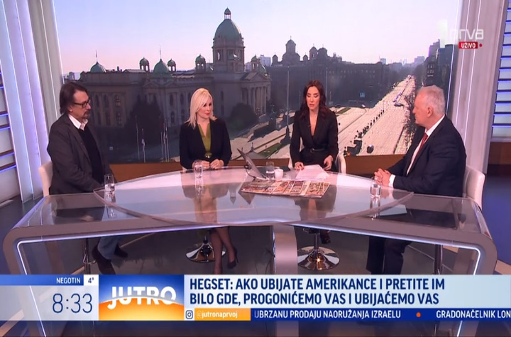 Prelistavanje štampe sa Zoranom Mihajlović, Brankom Pavlovićem i Filipom Rodićem