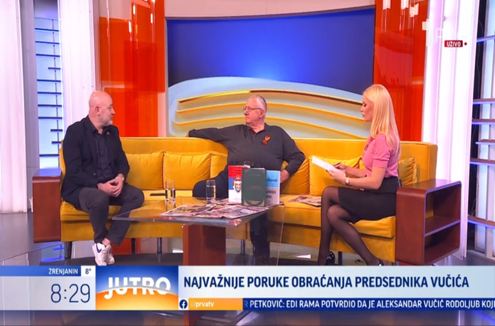 Prelistavnje štampe sa Vojislavom Šešeljem i Markom Lakićem