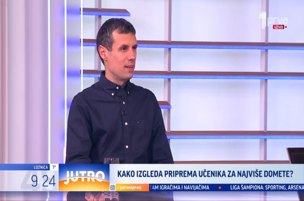 Iza brojnih generacija srednjoškolaca i njihovih medalja iz informatike stoji jedan profesor