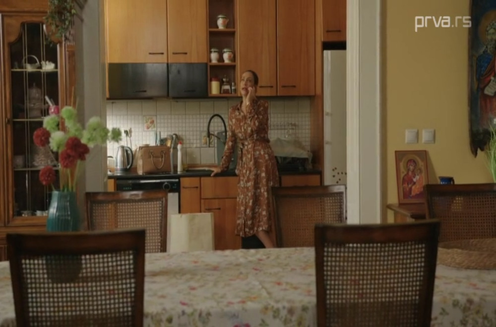 Dadilja sa sela - 40. epizoda: Tajne u kući Maksimovića
