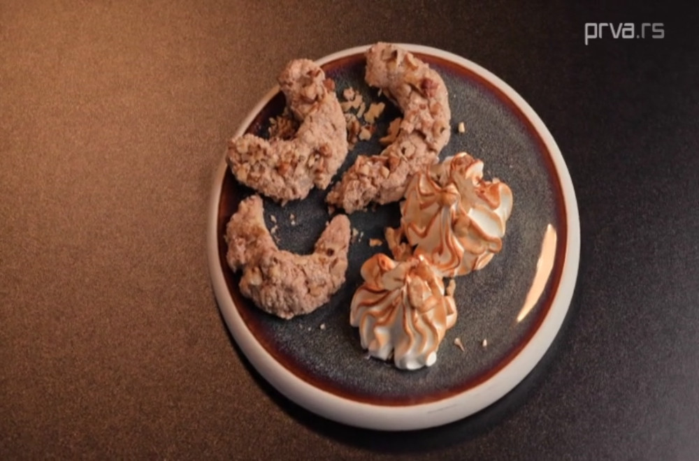 “Nano, ove orasnice su za tebe”