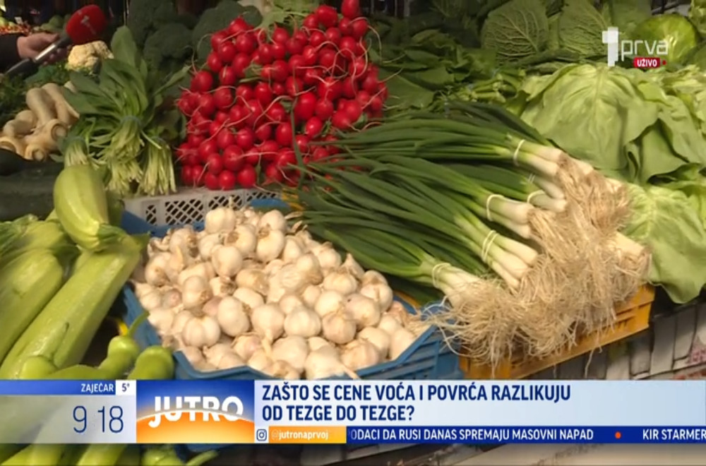 Cene voća i povrća na pijaci