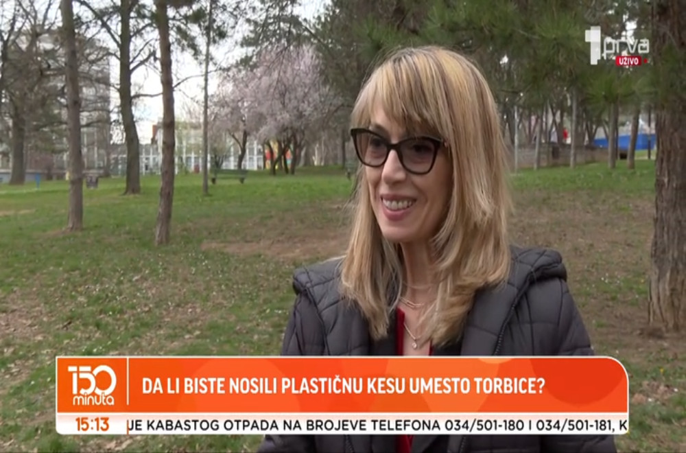 Da li biste plastičnu kesu nosili kao modni detalj, tačnije kao tašnu i platili je 1800 evra?