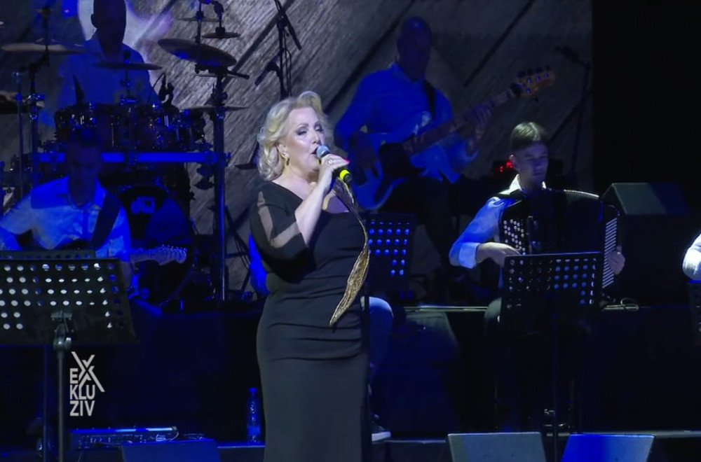 Snežana Đurišić dve večeri pevala u MTS dvorani!