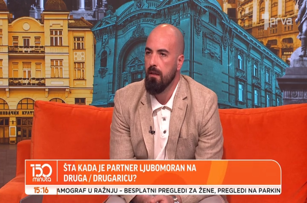 Zašto birati izmađu prijatelja i ljubavi kada možete imati i jedno i drugo?