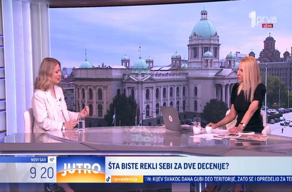 U Parizu otvoren kafić gde pišete pismo sebi u budućnosti: Stiže na vašu adresu posle 10 ili 20 godina