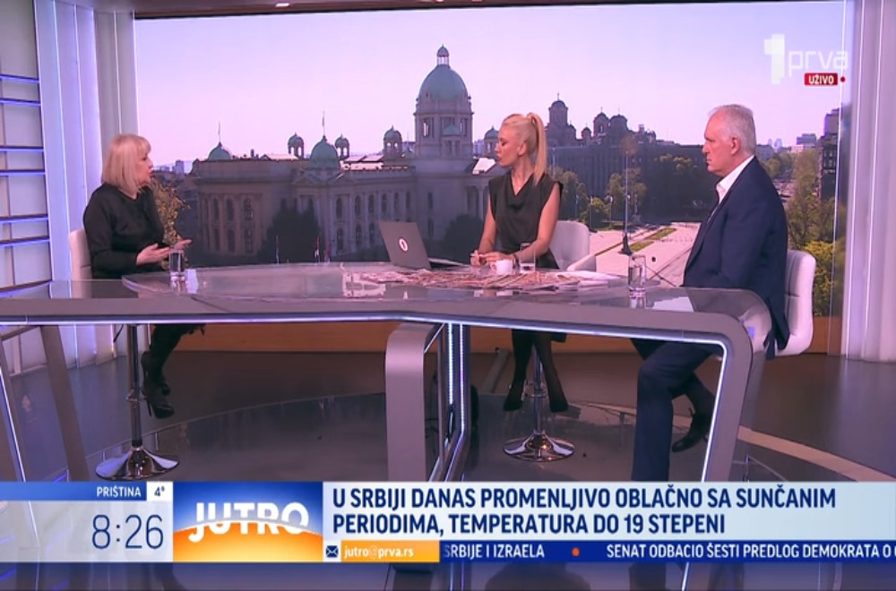 Prelistavanje štampe sa Slavicom Đukić Dejanović i Brankom Pavlovićem