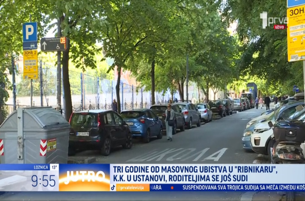 Prostor tišine ispred “Ribnikara”