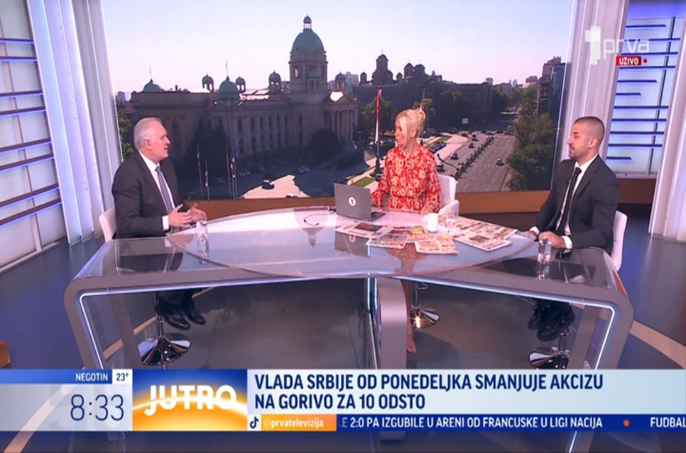 Prelistavanje štampe sa Brankom Pavlovićem i Dejanom Lisicom
