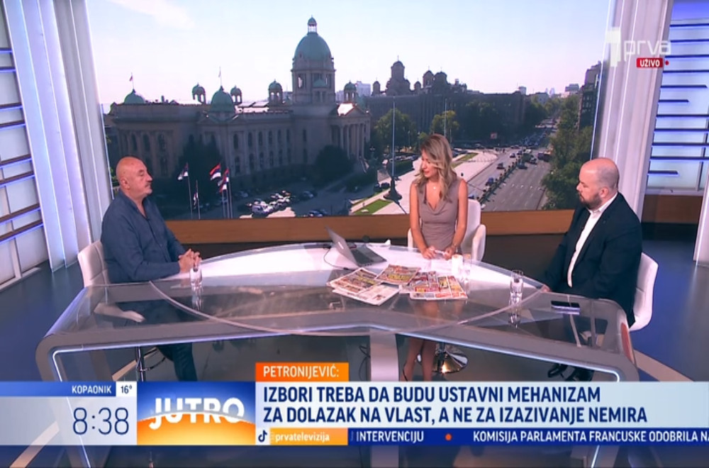 Prelistavanje štampe sa Goranom Petronijevićem I Savom Stambolićem