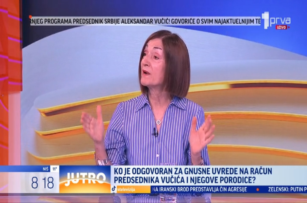 Prelistavanje štampe sa Ljiljanom Smajlović i Čedomirom Antićem