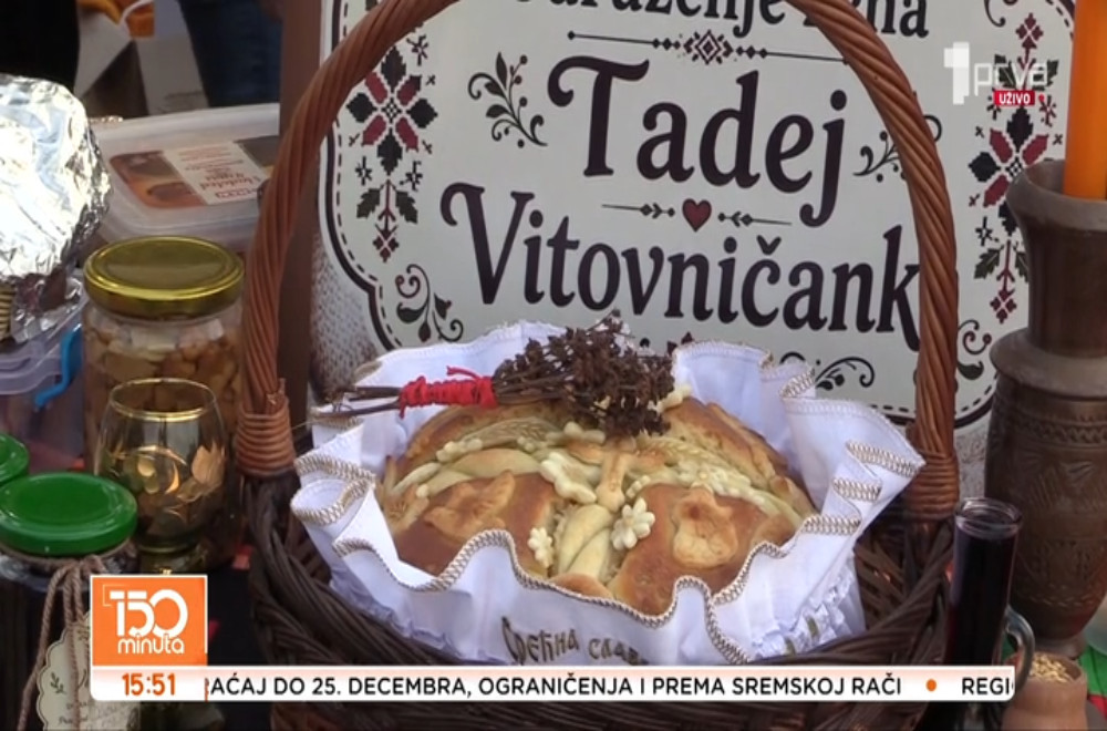 Slava ne može bez njega: U Ćovdinu slavski kolač u centru pažnje