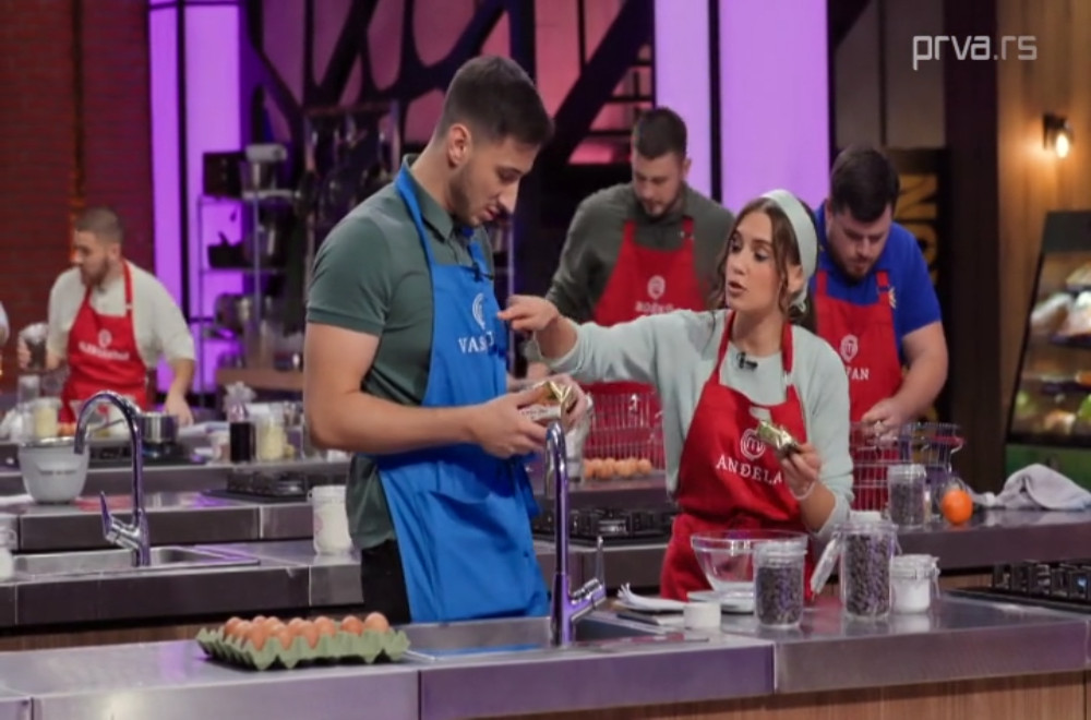 Vasilije bezrezevrno veruje Anđeli, a njoj se potkrala GREŠKA!