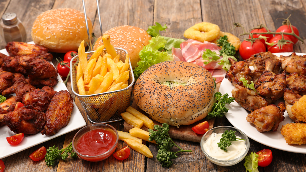 Loe prehrambene navike dovode do razvoja opasnih bolesti, foto: Depositphotos/studioM