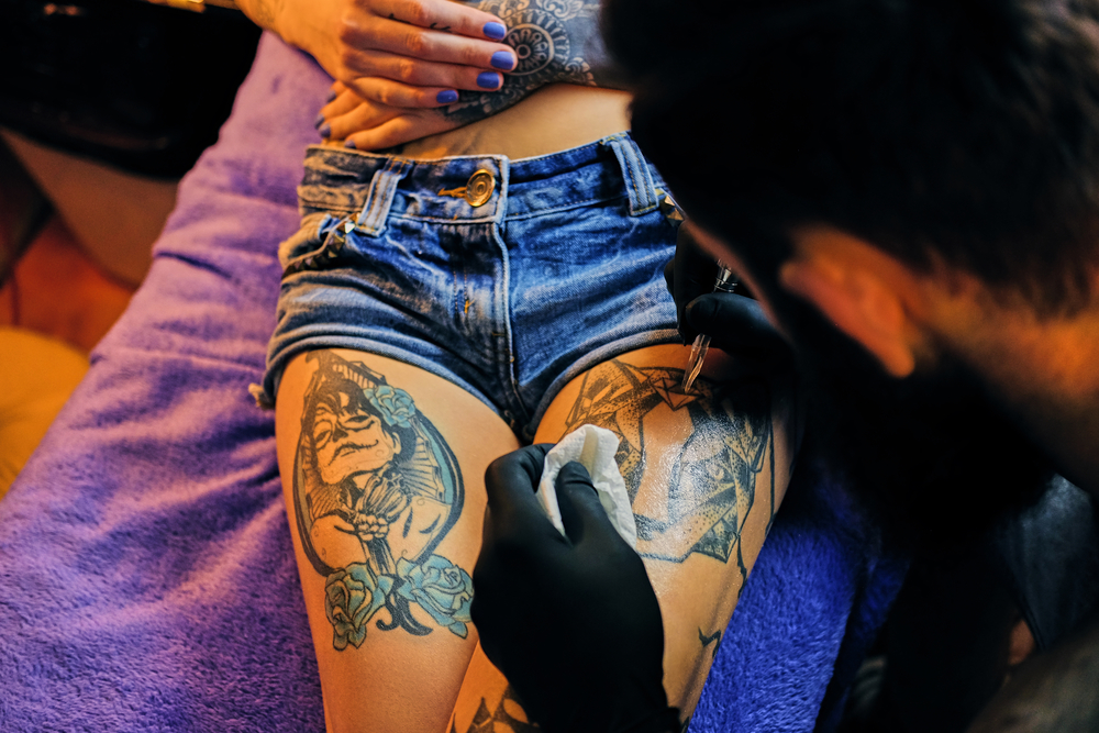 Tetovae na bedrima mogu da budu i prilino seksualne, foto: Depositphotos/fxquadro